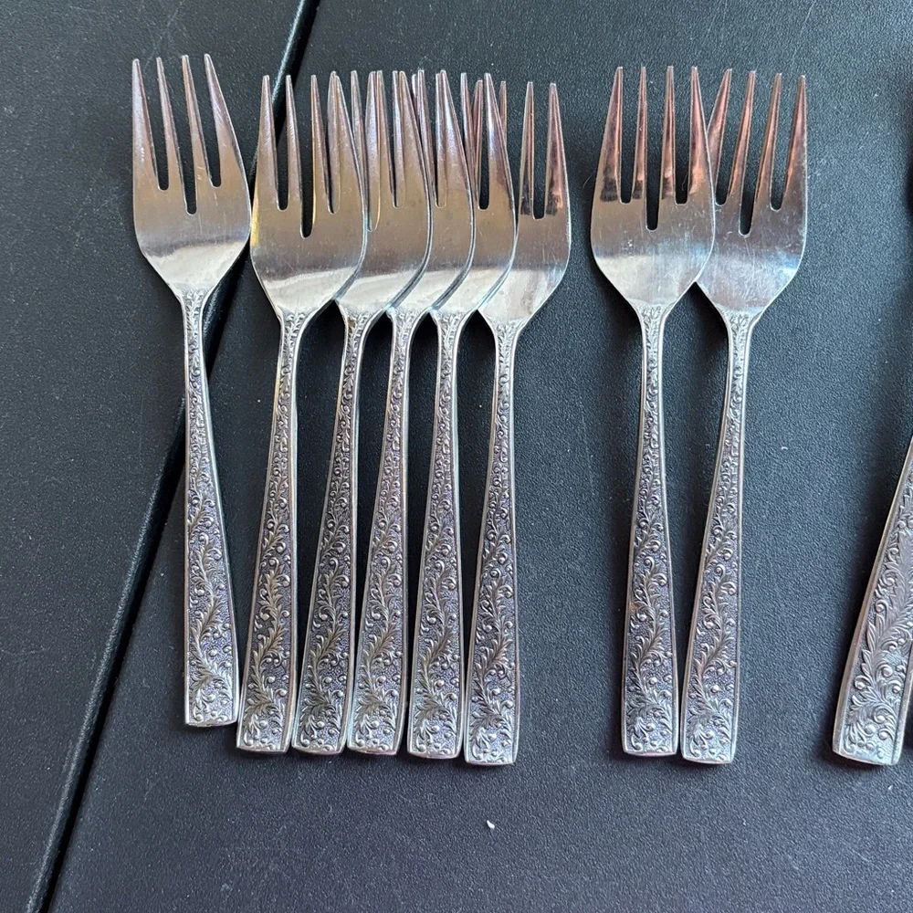 Modern Trend Stainless Steel Elegant Silverware Set made in Japan